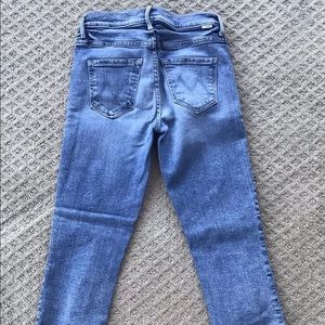 MOTHER 25 The mid rise dazzler ankle in Whiplash